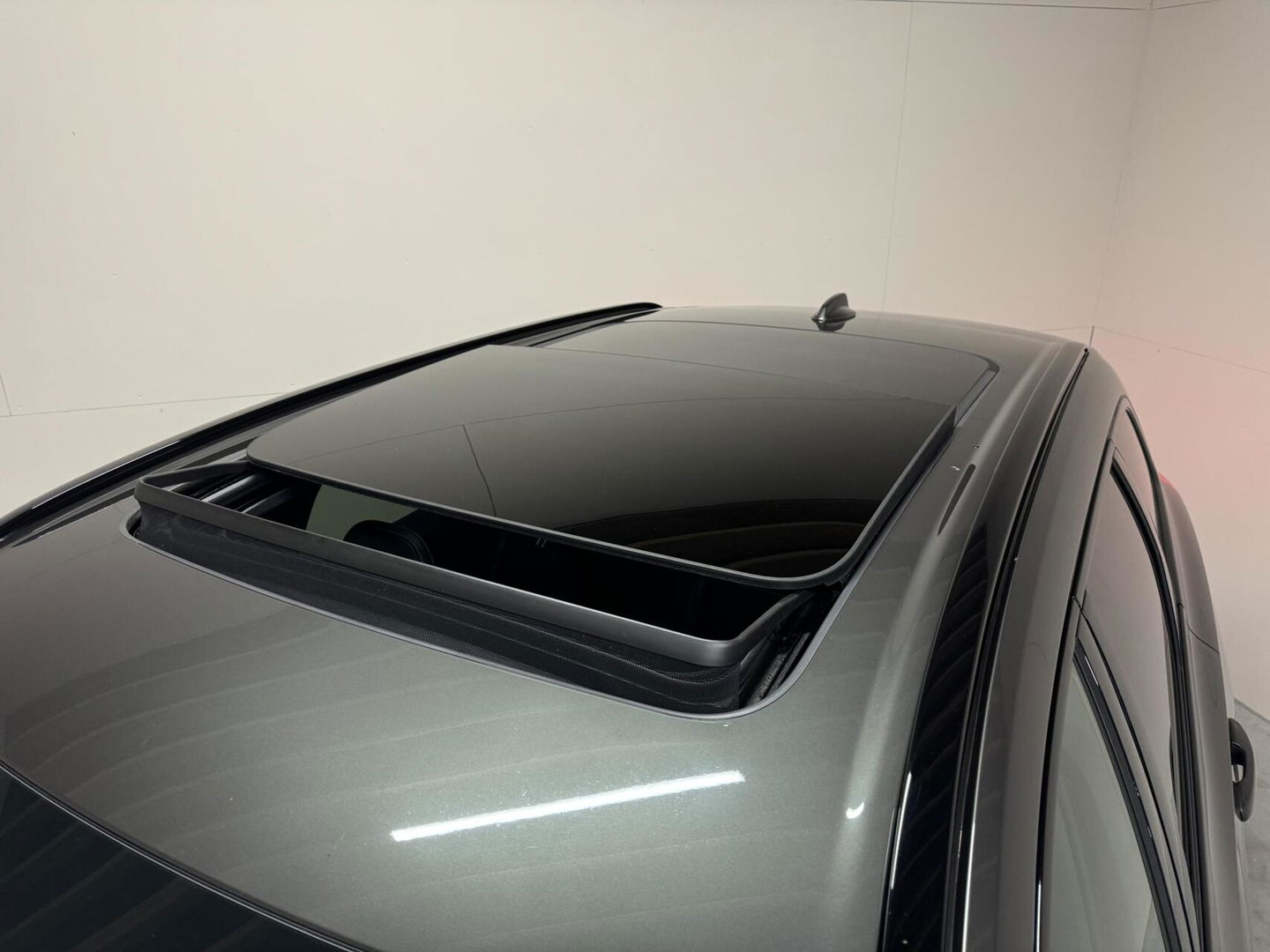 Volvo XC60 2.0 Recharge T6 AWD Ultimate Dark Pano H/D 360° HUD Trekh.