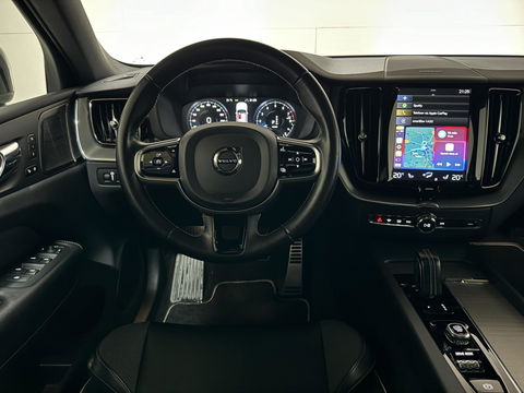 Volvo XC60 2.0 Recharge T6 AWD Ultimate Dark Pano H/D 360° HUD Trekh.