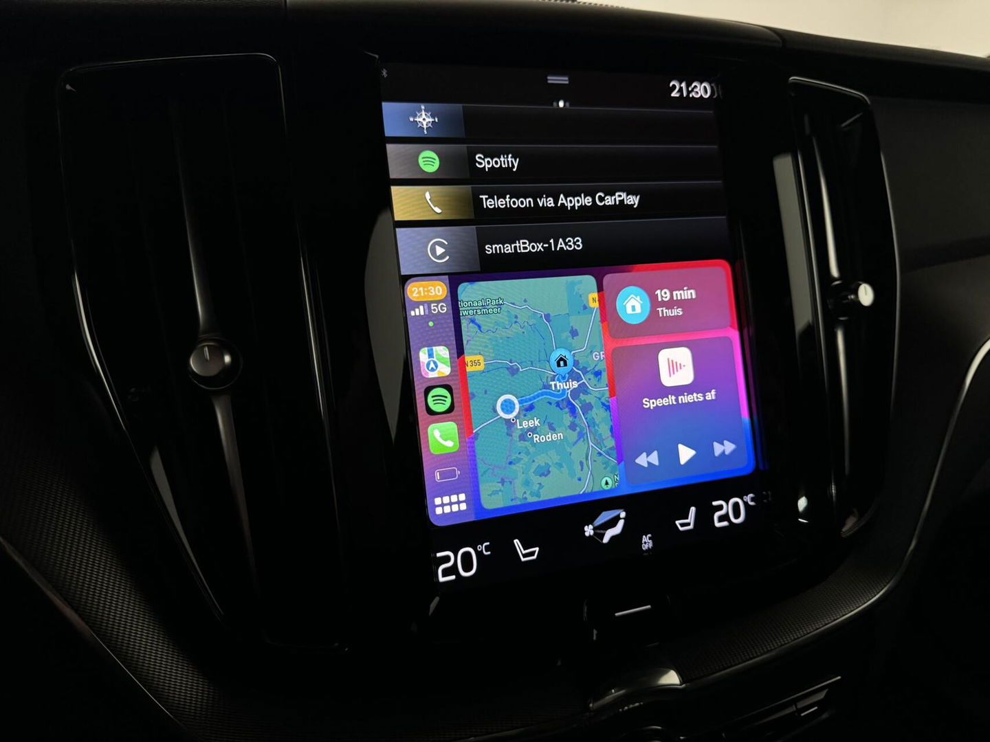 Volvo XC60 2.0 Recharge T6 AWD Ultimate Dark Pano H/D 360° HUD Trekh.