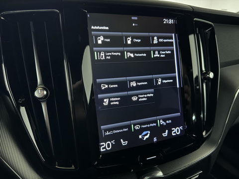 Volvo XC60 2.0 Recharge T6 AWD Ultimate Dark Pano H/D 360° HUD Trekh.