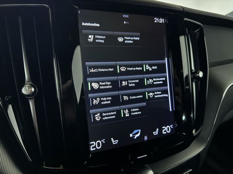 Volvo XC60 2.0 Recharge T6 AWD Ultimate Dark Pano H/D 360° HUD Trekh.