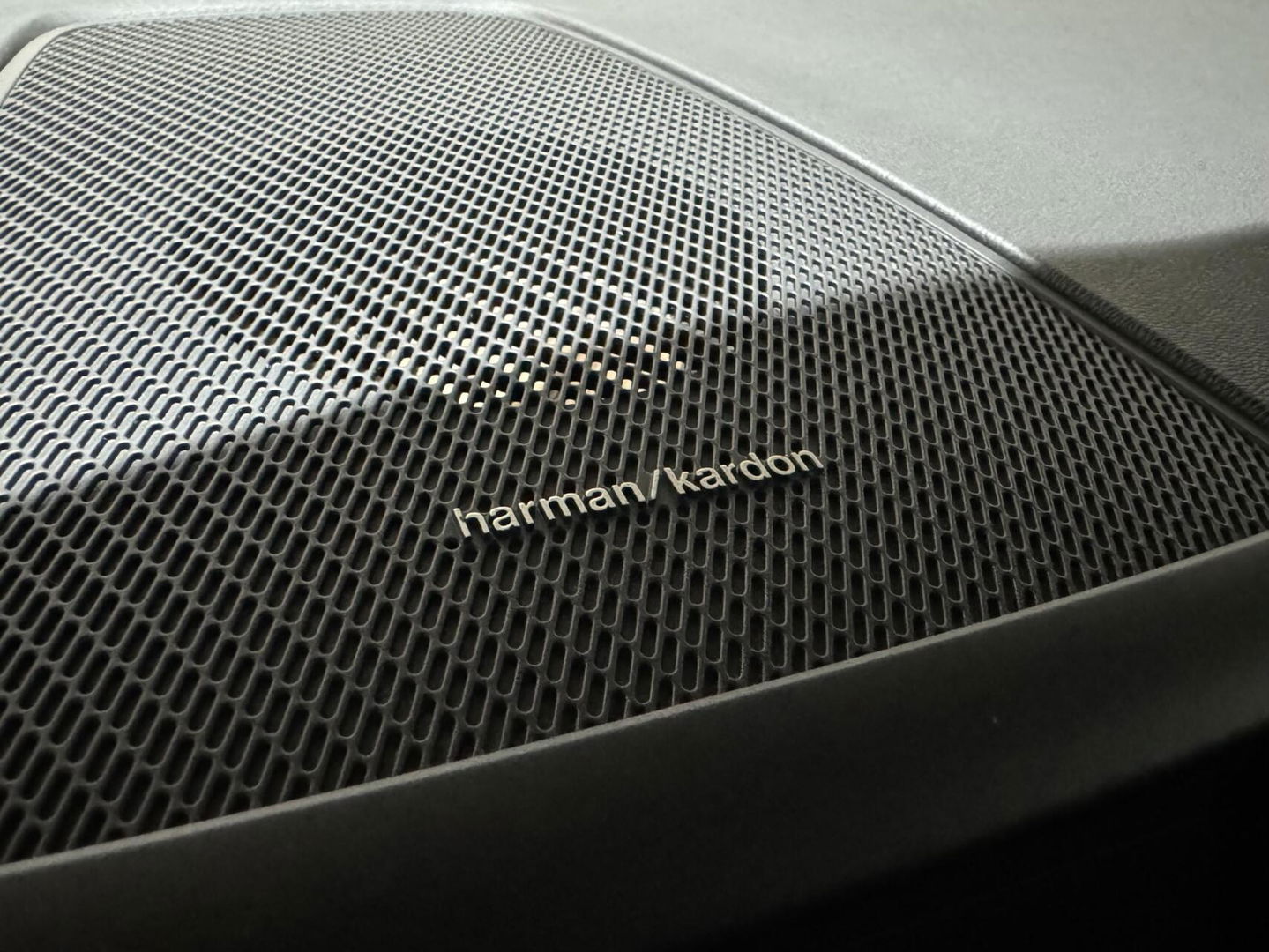 Volvo XC60 2.0 Recharge T6 AWD Ultimate Dark Pano H/D 360° HUD Trekh.