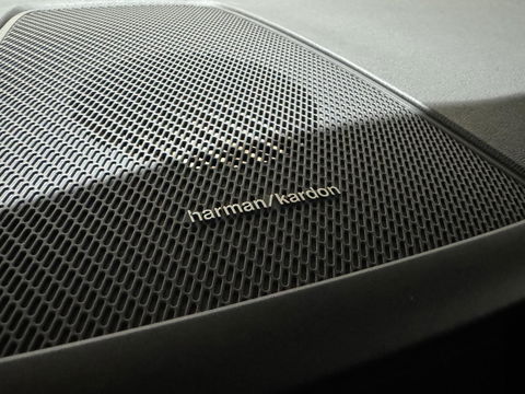 Volvo XC60 2.0 Recharge T6 AWD Ultimate Dark Pano H/D 360° HUD Trekh.