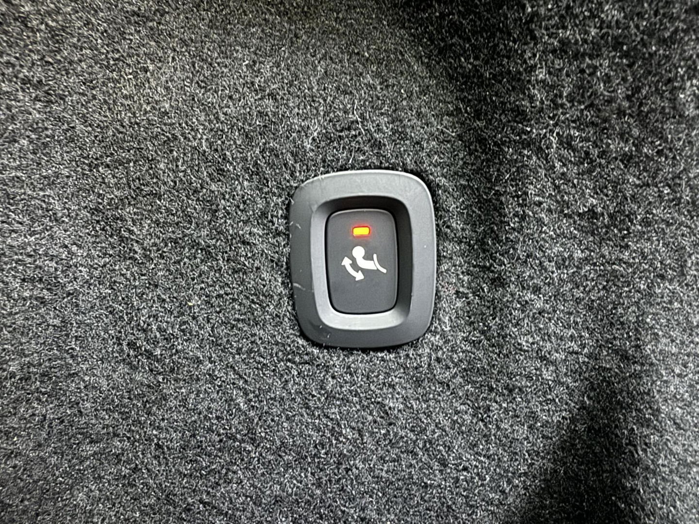 Volvo XC60 2.0 Recharge T6 AWD Ultimate Dark Pano H/D 360° HUD Trekh.