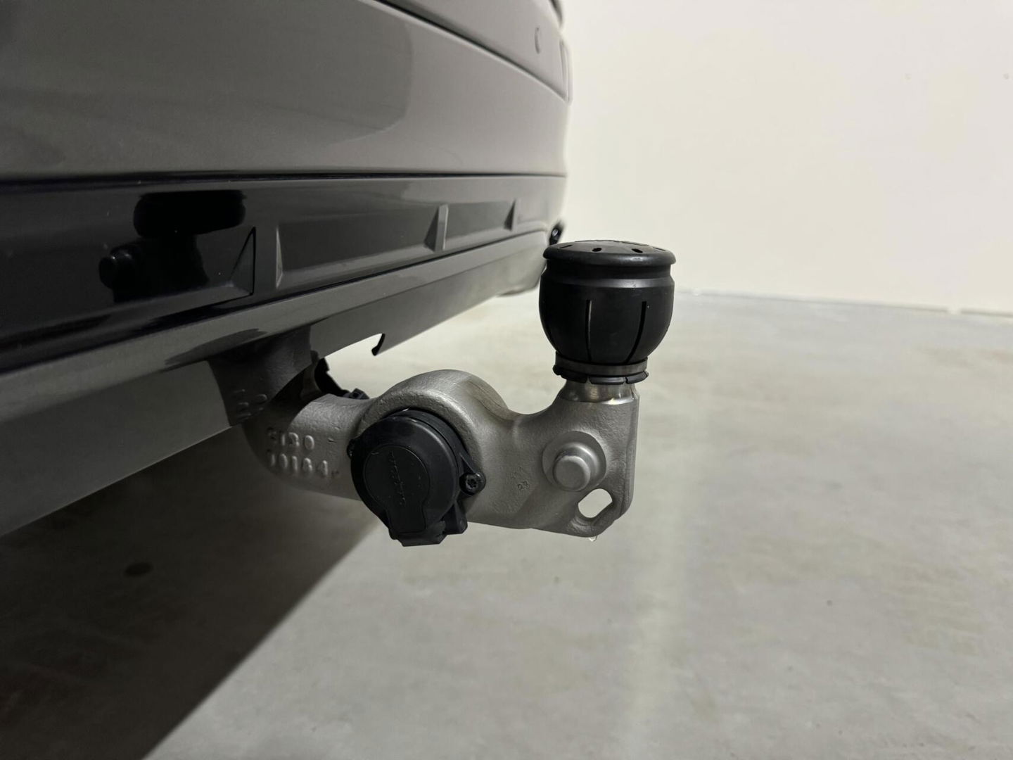 Volvo XC60 2.0 Recharge T6 AWD Ultimate Dark Pano H/D 360° HUD Trekh.