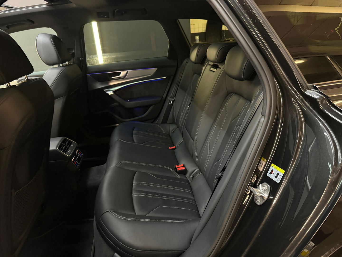 Audi A6 Avant 55 TFSI e quattro Competition Pano|Memory|Leer