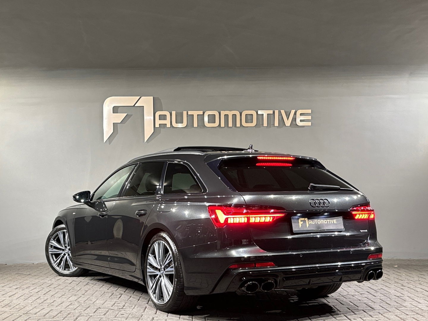 Audi A6 Avant 55 TFSI e quattro Competition Pano|Memory|Leer