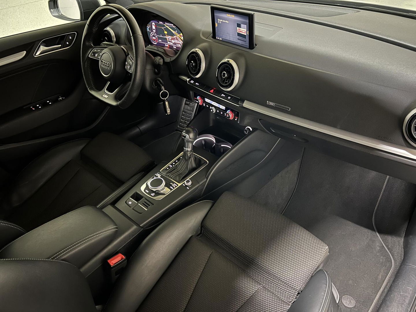 Audi A3 Limousine 35 TFSI S-Line Black Optic Virtual Carplay NAP