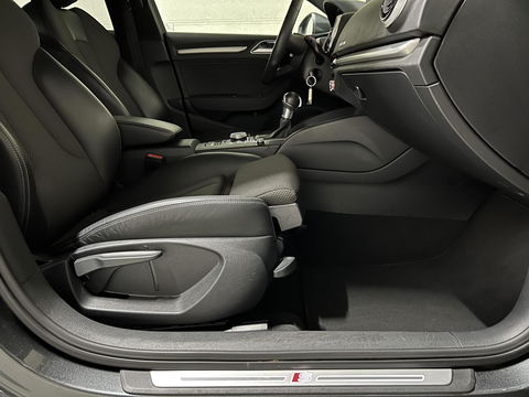 Audi A3 Limousine 35 TFSI S-Line Black Optic Virtual Carplay NAP