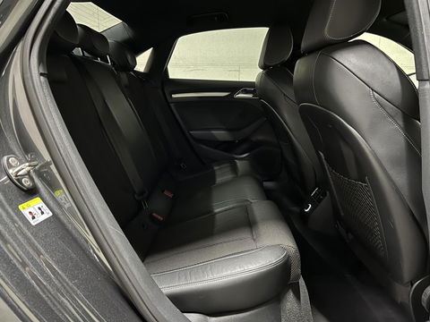 Audi A3 Limousine 35 TFSI S-Line Black Optic Virtual Carplay NAP