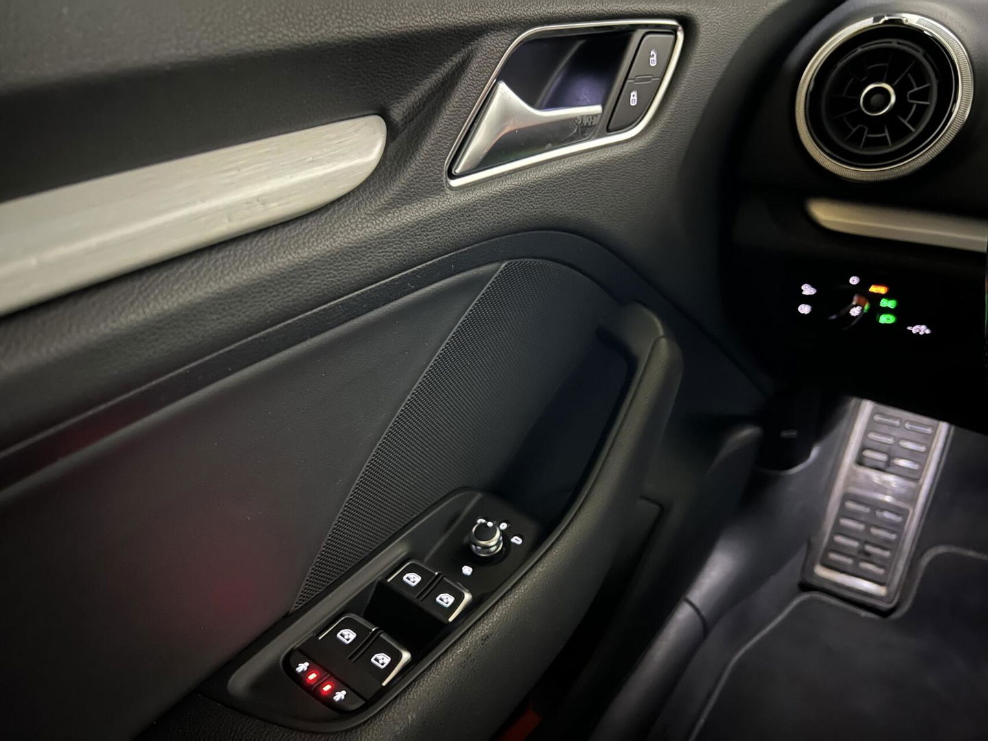 Audi A3 Limousine 35 TFSI S-Line Black Optic Virtual Carplay NAP