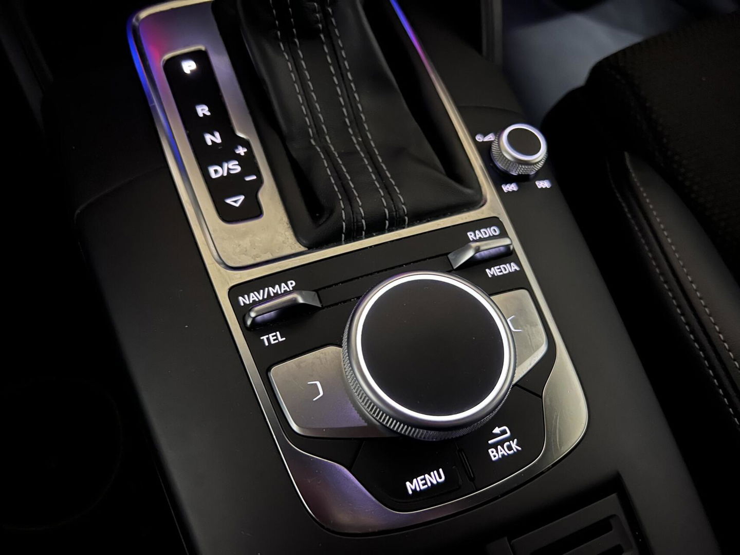 Audi A3 Limousine 35 TFSI S-Line Black Optic Virtual Carplay NAP