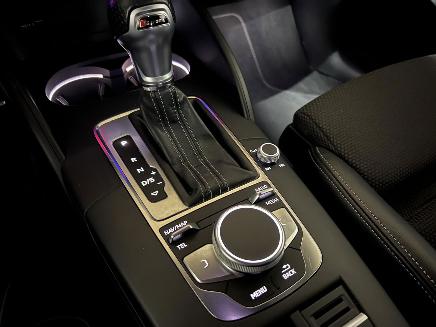 Audi A3 Limousine 35 TFSI S-Line Black Optic Virtual Carplay NAP