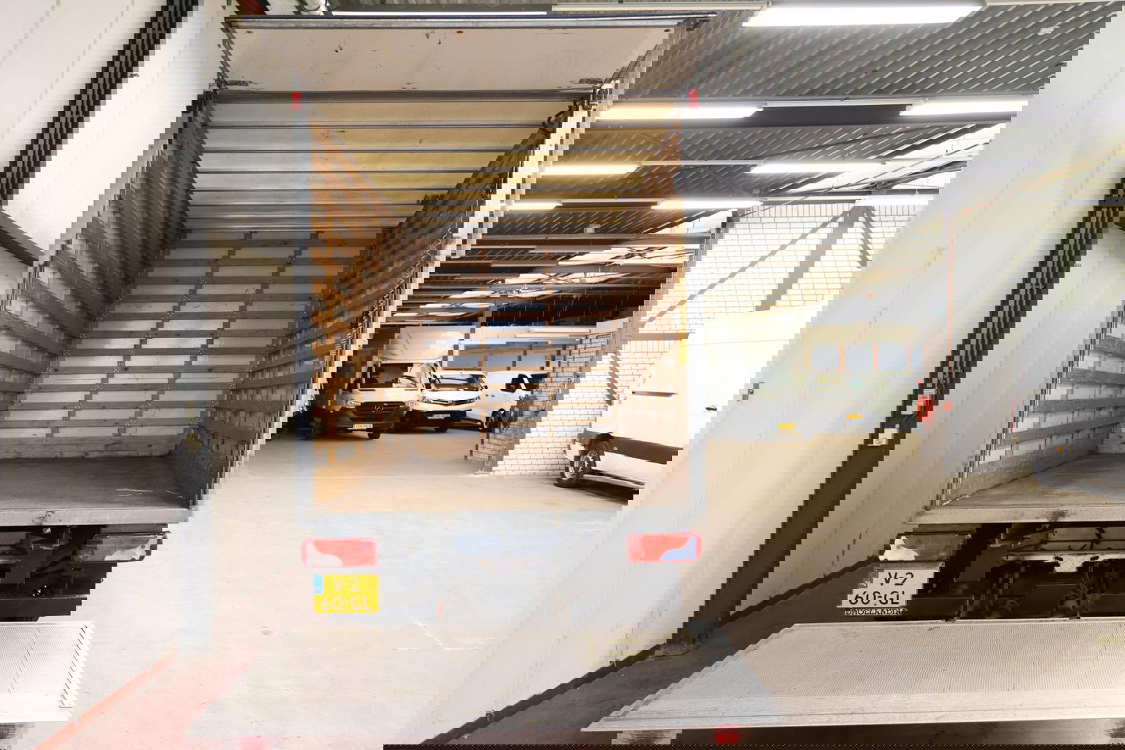 Mercedes-Benz Sprinter 513 2.2 CDI BAKWAGEN MET LAADKLEP BOX LIFT