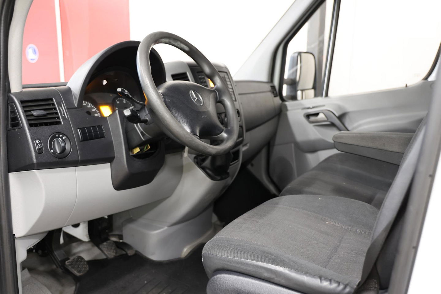 Mercedes-Benz Sprinter 513 2.2 CDI BAKWAGEN MET LAADKLEP BOX LIFT