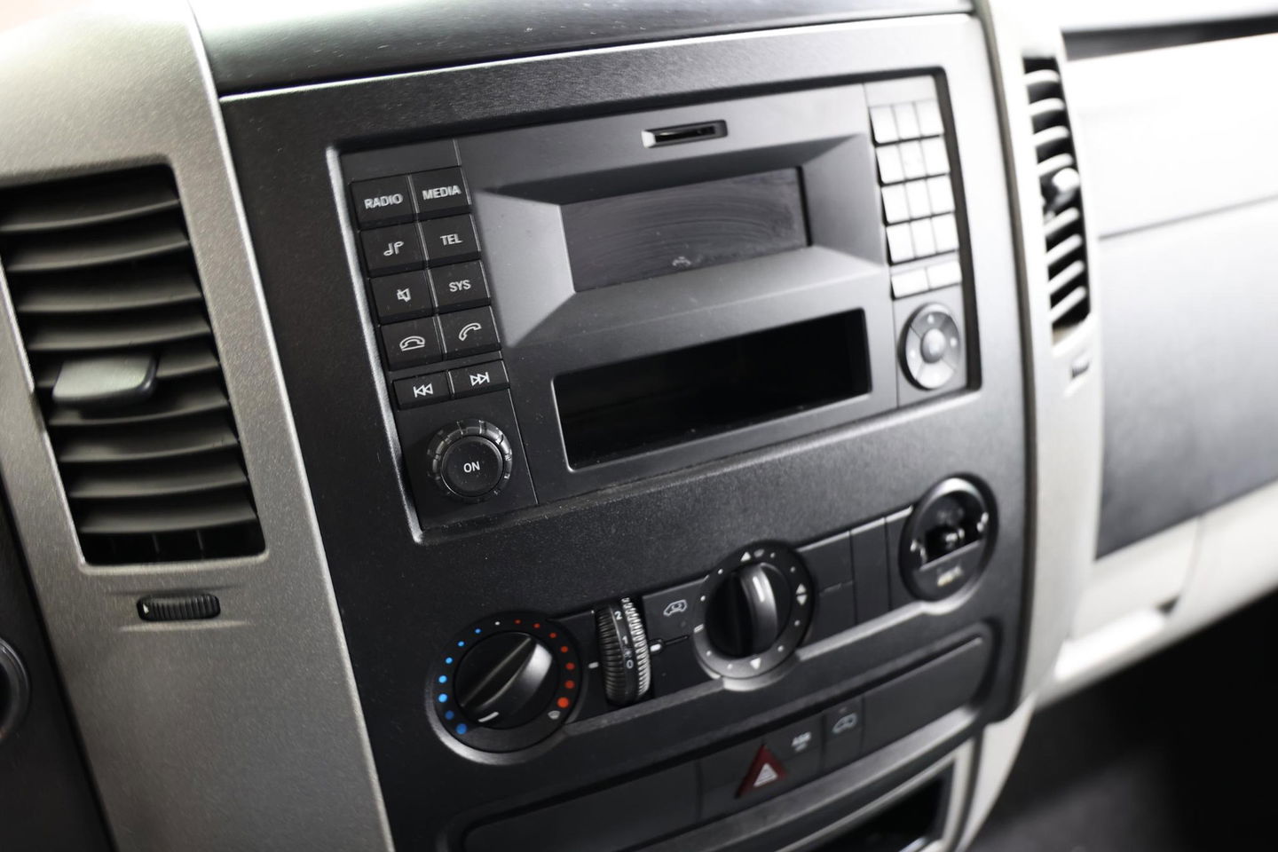 Mercedes-Benz Sprinter 513 2.2 CDI BAKWAGEN MET LAADKLEP BOX LIFT