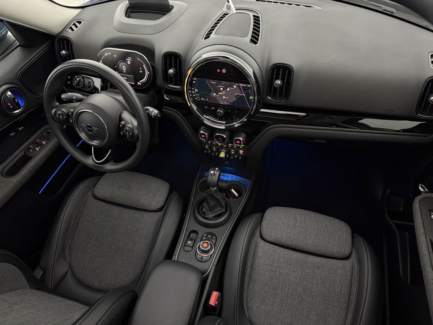 MINI Countryman 2.0 Cooper SE ALL4 | SOH 88% | Pano | Sfeer | Carplay | Virtual | Memory | Camera | HuD | Adap. Cruise | Stoelverw. | Keyless