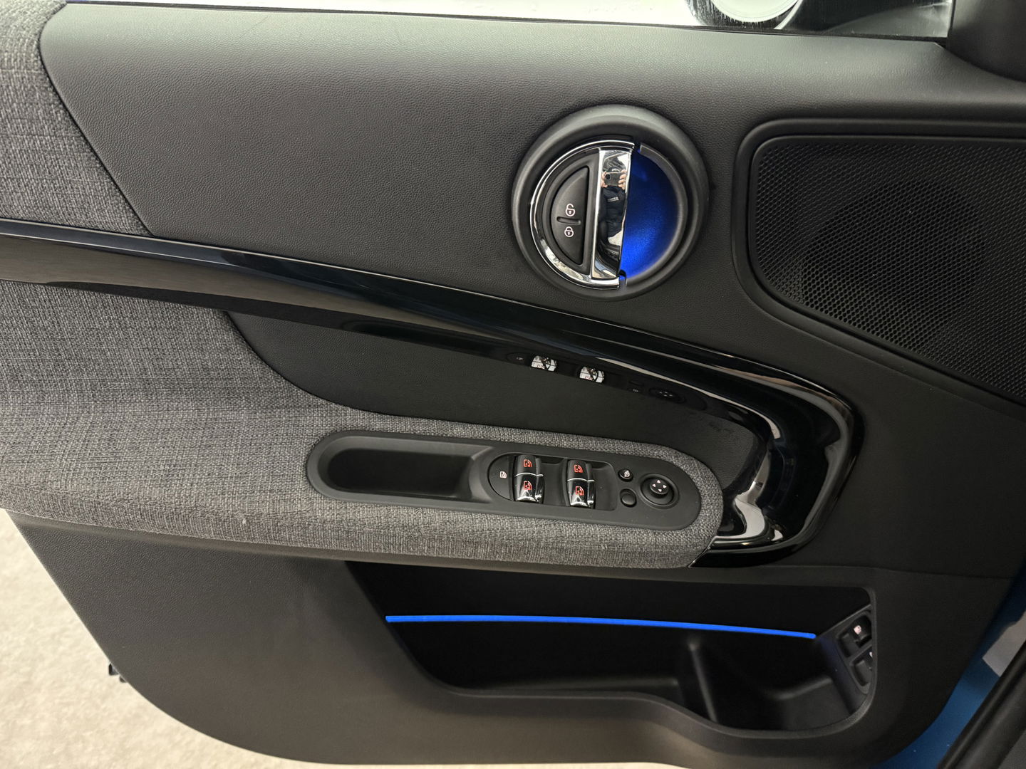 MINI Countryman 2.0 Cooper SE ALL4 | SOH 88% | Pano | Sfeer | Carplay | Virtual | Memory | Camera | HuD | Adap. Cruise | Stoelverw. | Keyless