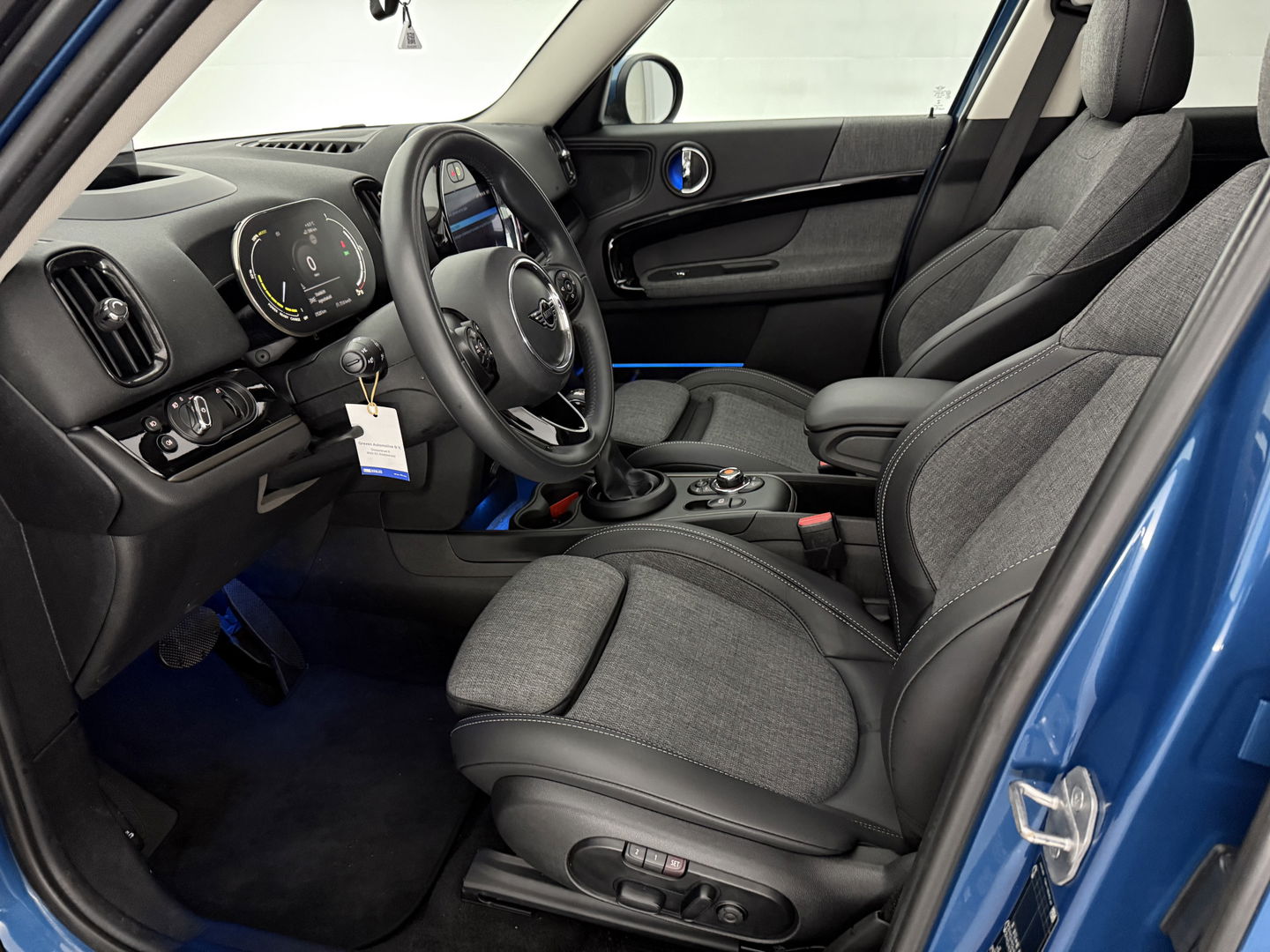 MINI Countryman 2.0 Cooper SE ALL4 | SOH 88% | Pano | Sfeer | Carplay | Virtual | Memory | Camera | HuD | Adap. Cruise | Stoelverw. | Keyless