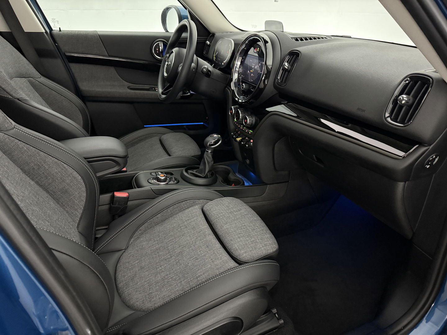 MINI Countryman 2.0 Cooper SE ALL4 | SOH 88% | Pano | Sfeer | Carplay | Virtual | Memory | Camera | HuD | Adap. Cruise | Stoelverw. | Keyless