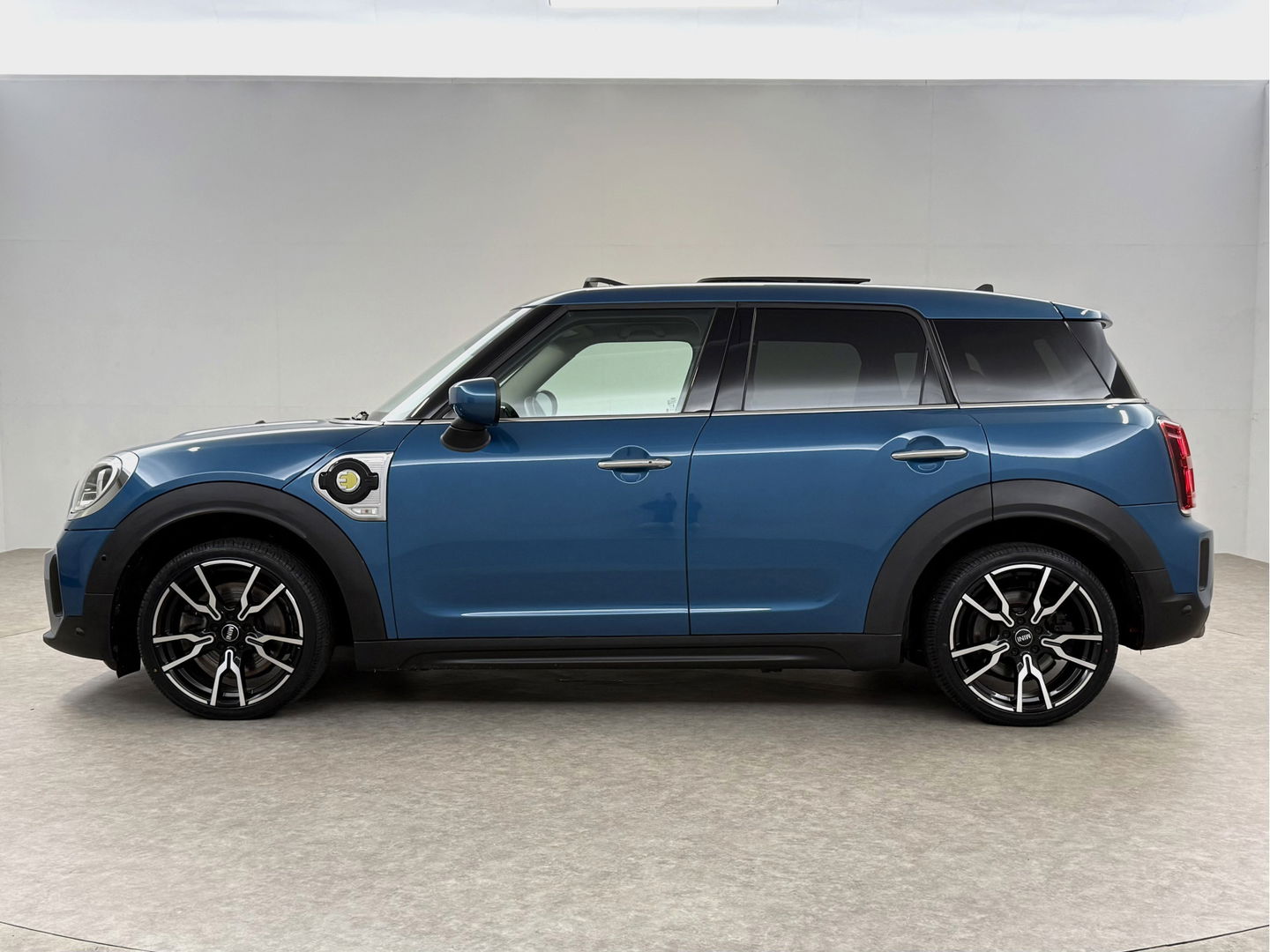 MINI Countryman 2.0 Cooper SE ALL4 | SOH 88% | Pano | Sfeer | Carplay | Virtual | Memory | Camera | HuD | Adap. Cruise | Stoelverw. | Keyless