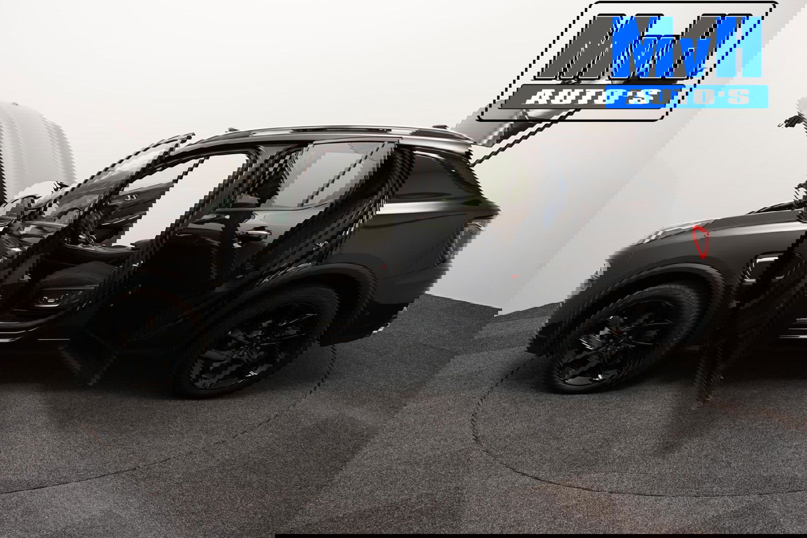 Lynk & Co 01 1.5 Hybride|FULL BLACK XL|ZWARTE.HEMEL|NAP