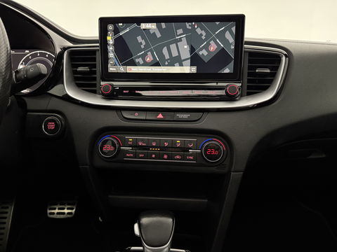 Kia Ceed 1.5 T-GDi MHEV 160PK GT-line | Pano | Camera | Carplay | Virtual | Trekh. | Keyless | Cruise