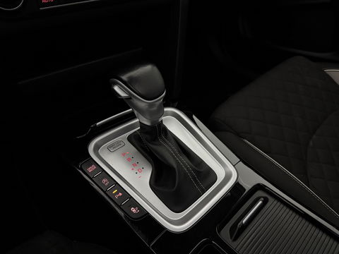 Kia Ceed 1.5 T-GDi MHEV 160PK GT-line | Pano | Camera | Carplay | Virtual | Trekh. | Keyless | Cruise