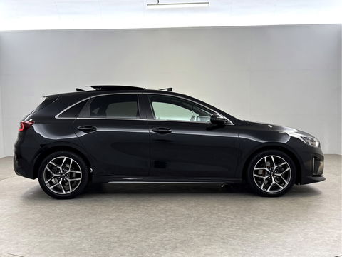 Kia Ceed 1.5 T-GDi MHEV 160PK GT-line | Pano | Camera | Carplay | Virtual | Trekh. | Keyless | Cruise
