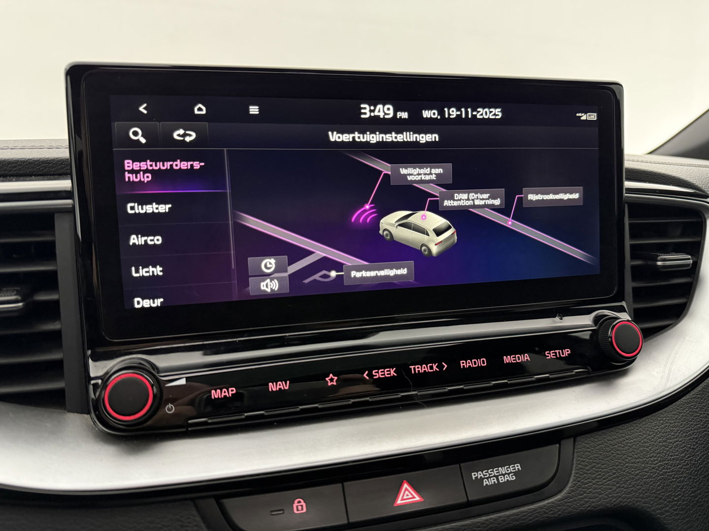 Kia Ceed 1.5 T-GDi MHEV 160PK GT-line | Pano | Camera | Carplay | Virtual | Trekh. | Keyless | Cruise