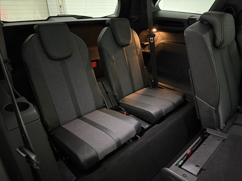 Peugeot 5008 1.2 PureTech | 7p | Sfeer | Virtual | 360° | Carplay | Cruise | Navi | Keyless | NAP