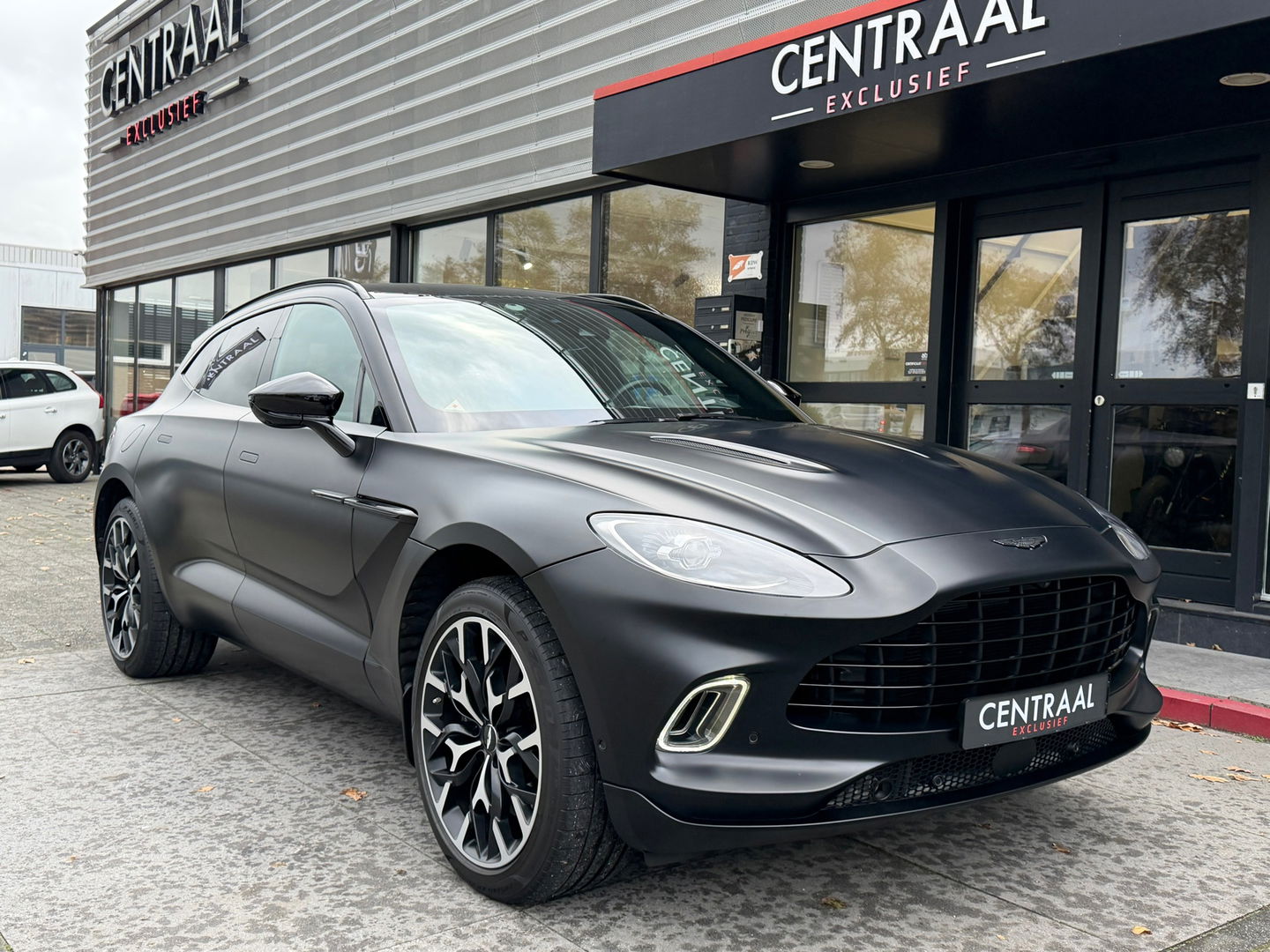 Aston Martin Dbx 4.0 V8|Pano|Memory|Leder|ACC|Luchtvering|551PK