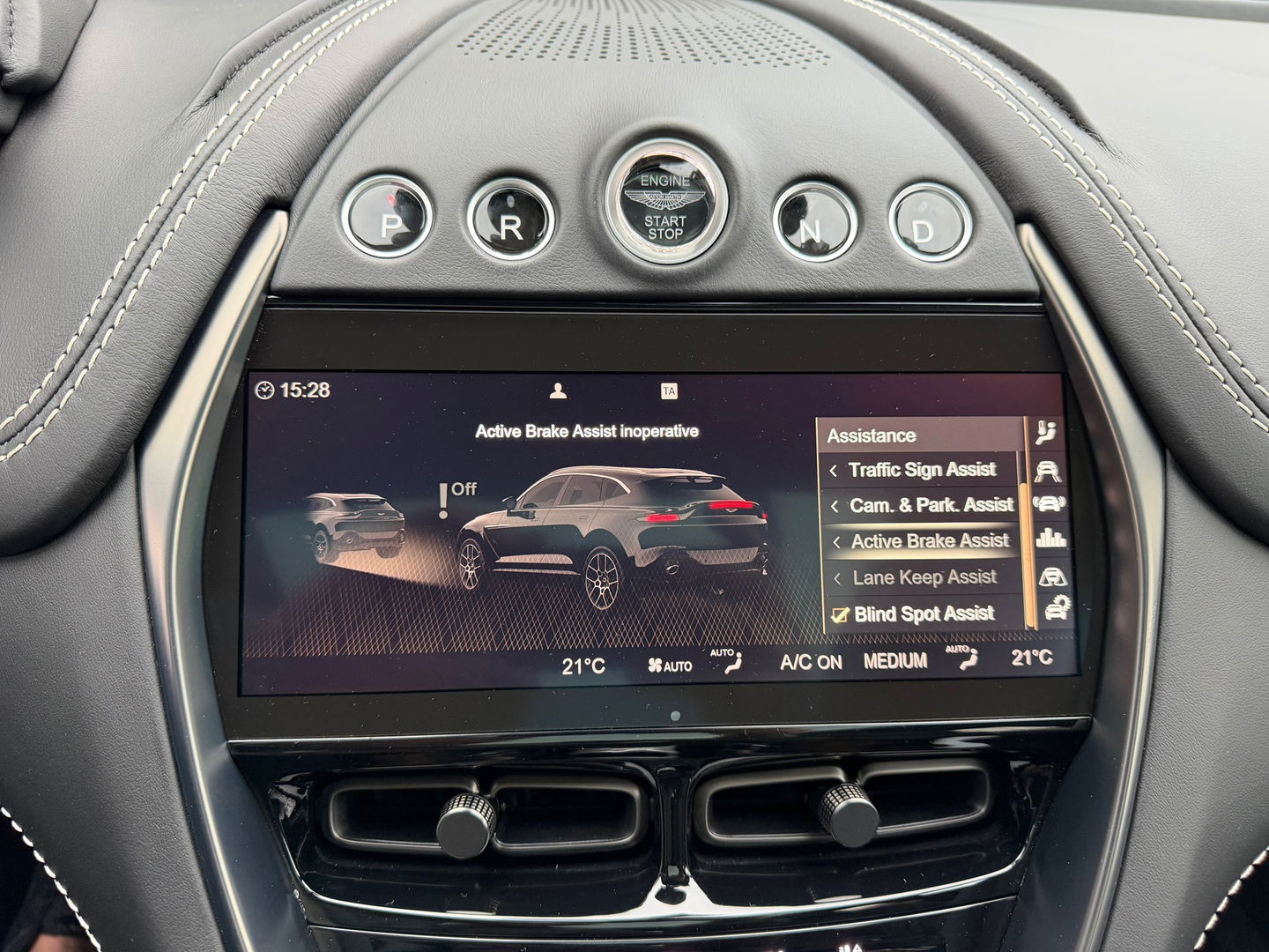 Aston Martin Dbx 4.0 V8|Pano|Memory|Leder|ACC|Luchtvering|551PK