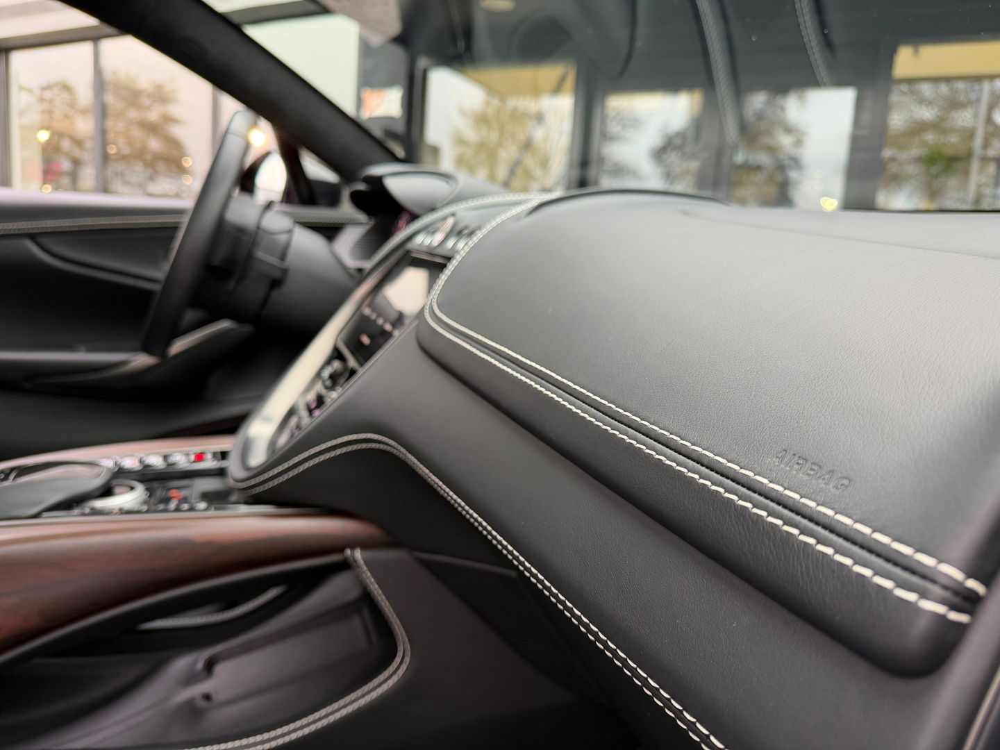 Aston Martin Dbx 4.0 V8|Pano|Memory|Leder|ACC|Luchtvering|551PK