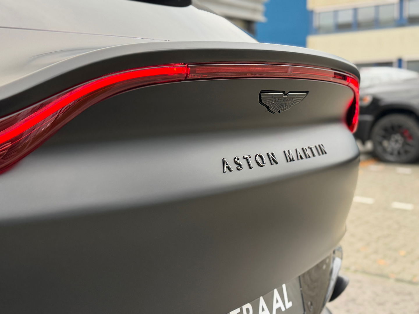 Aston Martin Dbx 4.0 V8|Pano|Memory|Leder|ACC|Luchtvering|551PK
