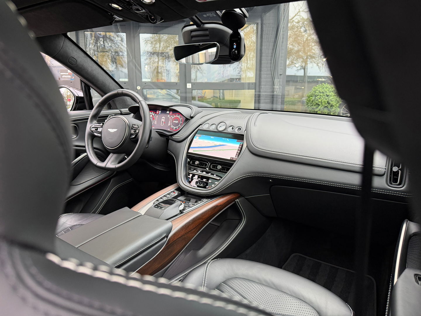 Aston Martin Dbx 4.0 V8|Pano|Memory|Leder|ACC|Luchtvering|551PK