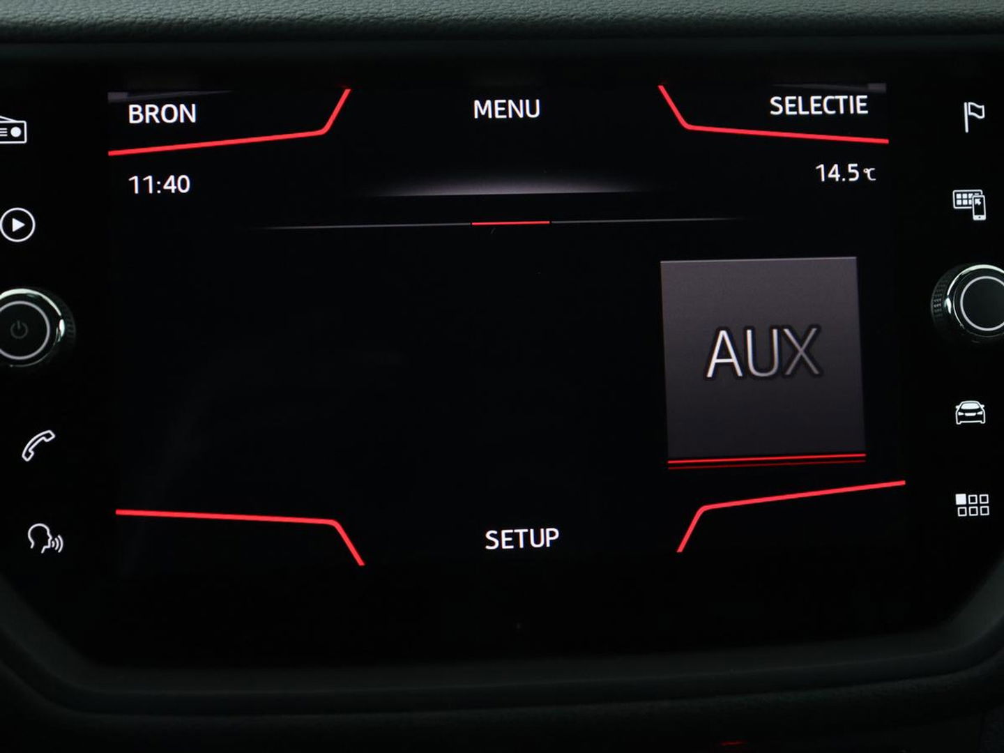 SEAT Arona 1.0 TSI FR Launch | 1e eigenaar | Stoelverwarming | Adaptive cruise | Full LED | Beats Audio | Trekhaak | DAB | Carplay | Camera | Navigatie | Park Assist | Climate control