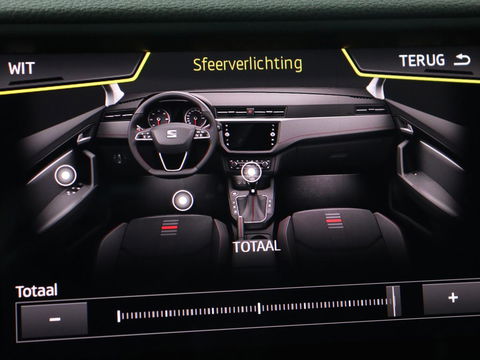 SEAT Arona 1.0 TSI FR Launch | 1e eigenaar | Stoelverwarming | Adaptive cruise | Full LED | Beats Audio | Trekhaak | DAB | Carplay | Camera | Navigatie | Park Assist | Climate control