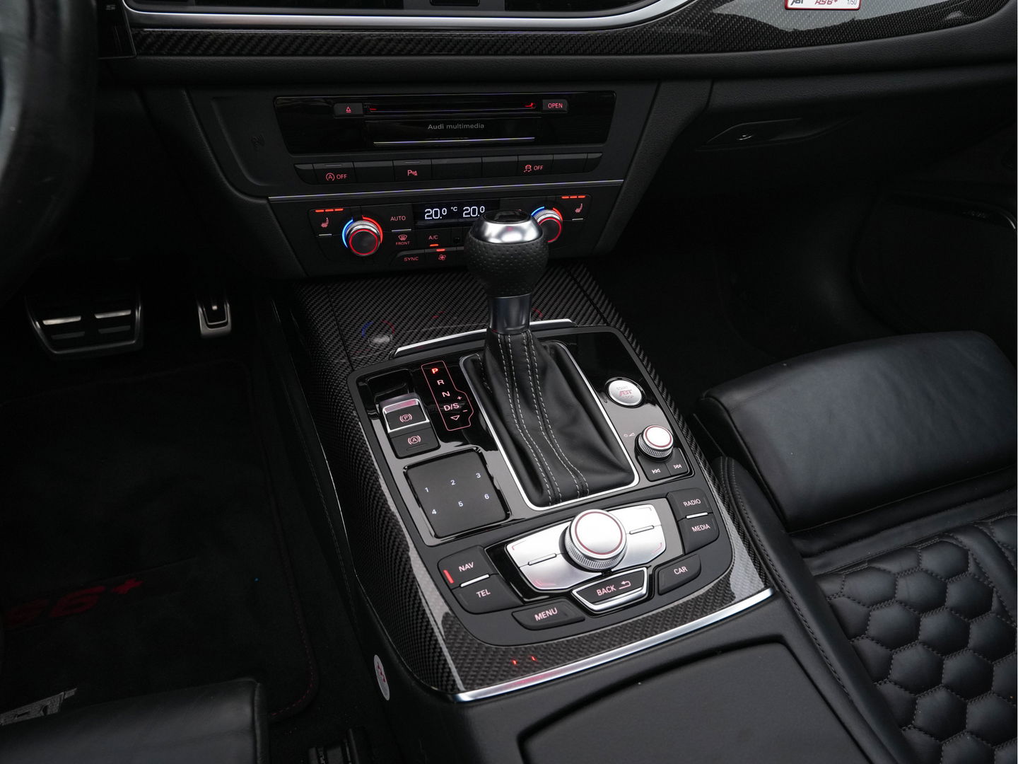 Audi RS6 4.0 TFSI RS6+ ABT 1/50 Aut. *1-OWNER | CERAMIC-BRAKES | PANO | HEAD-UP | RS-SEATS | LUXURY-LEATHER | MATRIX-LED | ADAPTIVE-CRUISE | BLIND-SPOT | BOSE-SOUND | MEMORY-PACK | TOP-VIEW | KEYLESS | NAVI-FULLMAP | DAB+ |