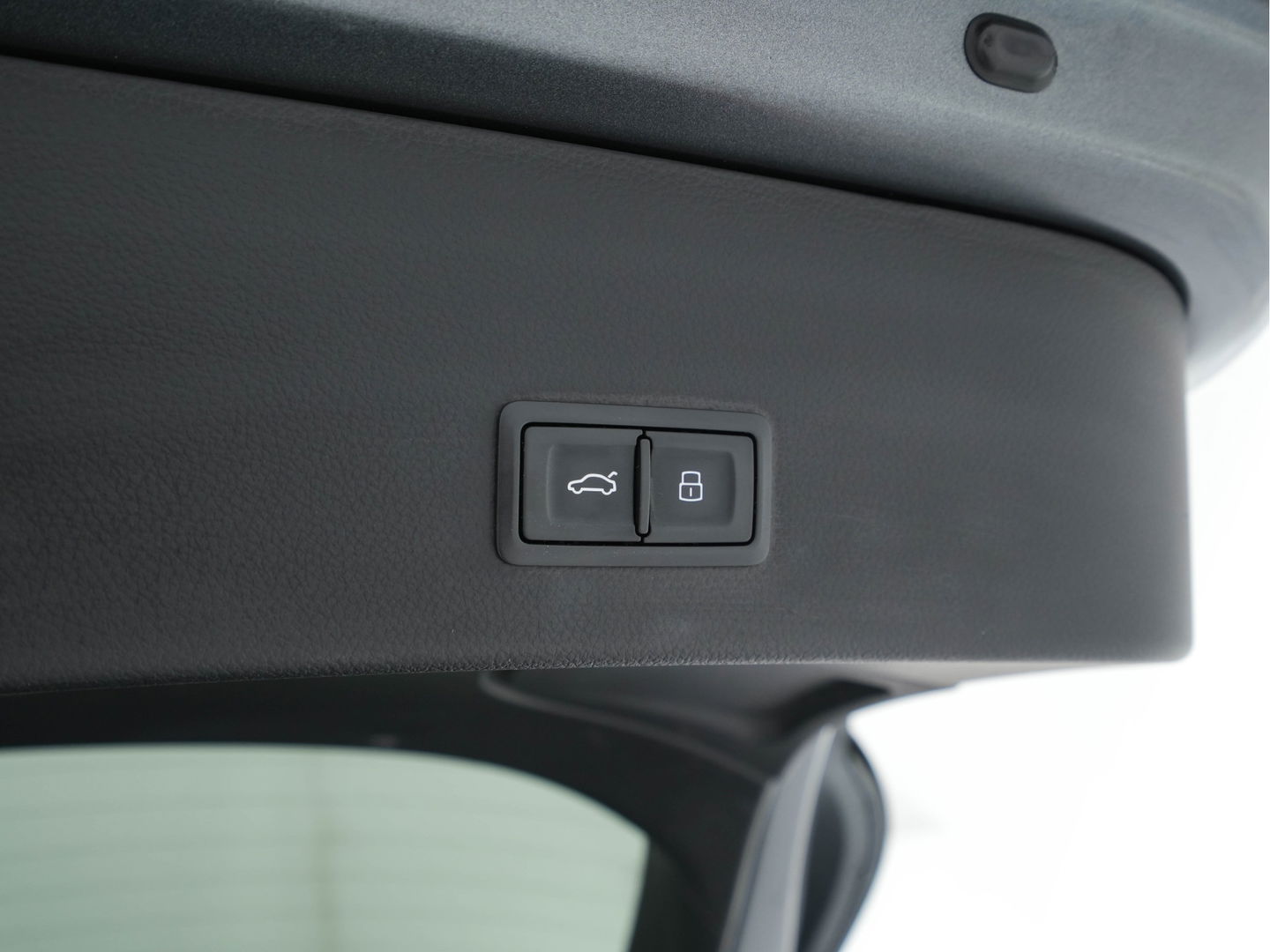 Audi RS6 4.0 TFSI RS6+ ABT 1/50 Aut. *1-OWNER | CERAMIC-BRAKES | PANO | HEAD-UP | RS-SEATS | LUXURY-LEATHER | MATRIX-LED | ADAPTIVE-CRUISE | BLIND-SPOT | BOSE-SOUND | MEMORY-PACK | TOP-VIEW | KEYLESS | NAVI-FULLMAP | DAB+ |