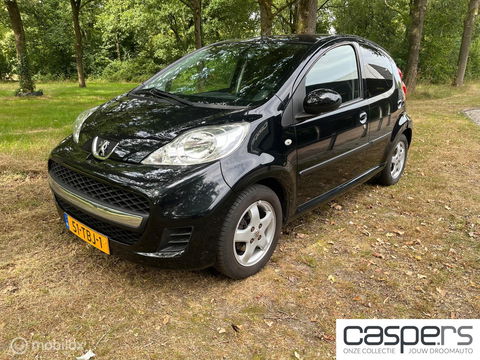 Peugeot 107 1.0-12V Black & Silver - AIRCO - 5D - APK 09/26