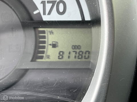 Peugeot 107 1.0-12V Black & Silver - AIRCO - 5D - APK 09/26