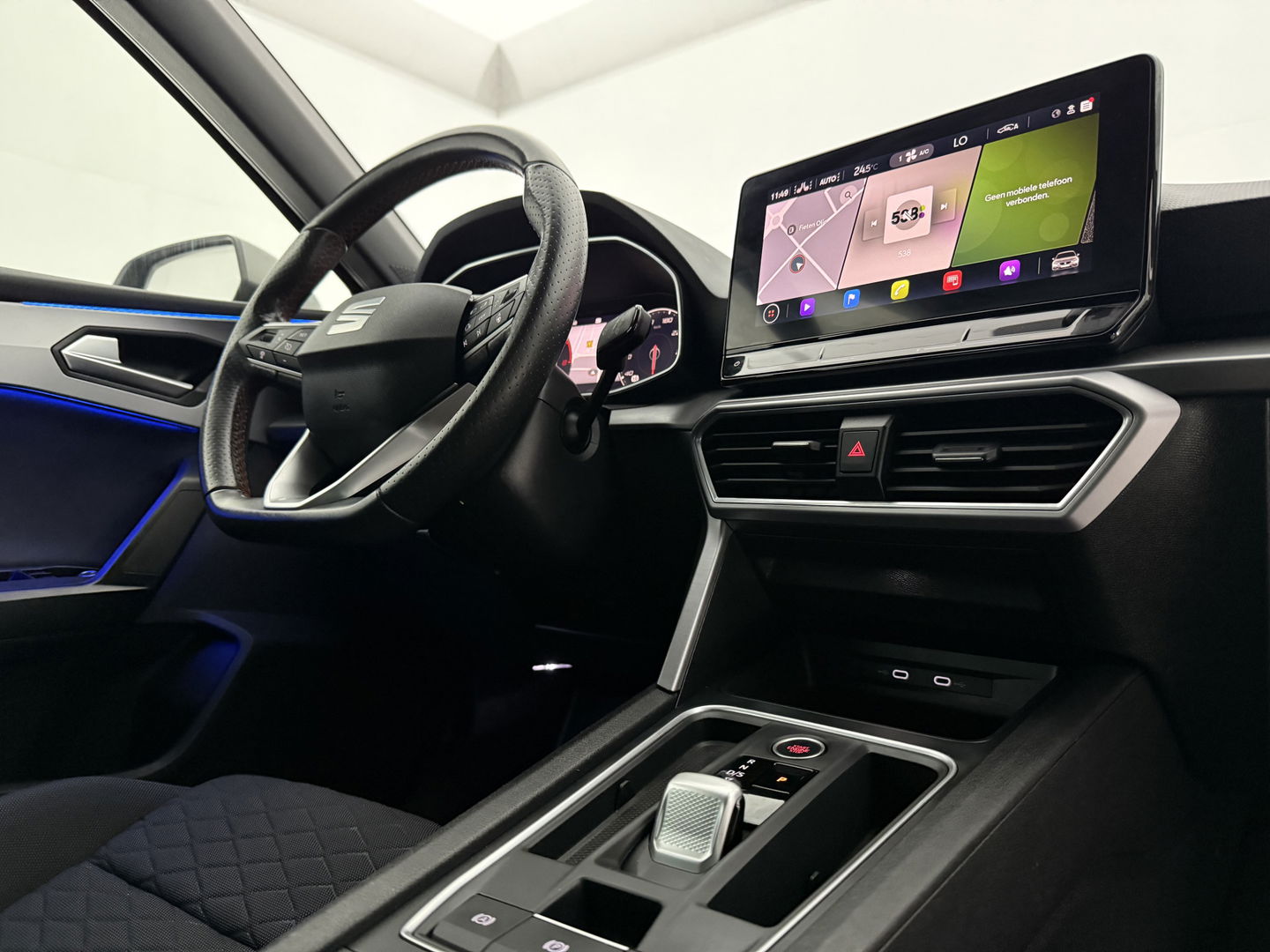 SEAT Leon 1.5 eTSI FR 150PK | Virtual | Camera | Sfeer | Adap. Cruise | Stoel/Stuurverw. | Trekh. | Carplay | Keyless | NAP