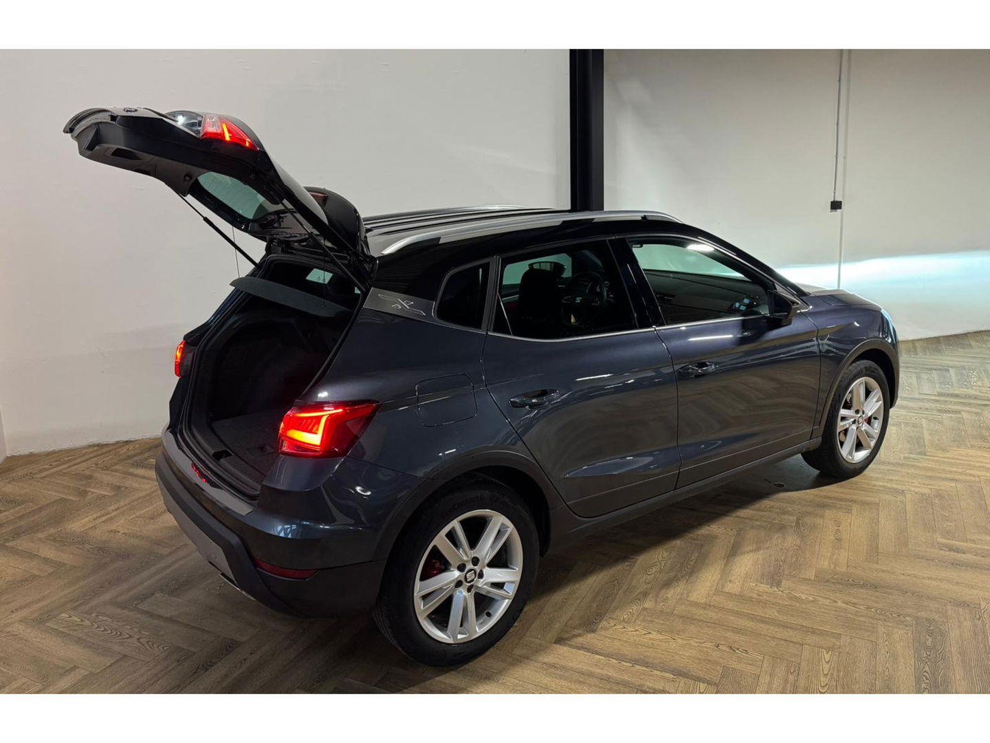 SEAT Arona 1.5 TSI EVO FR Business Intense Plus CARPLAY PDC