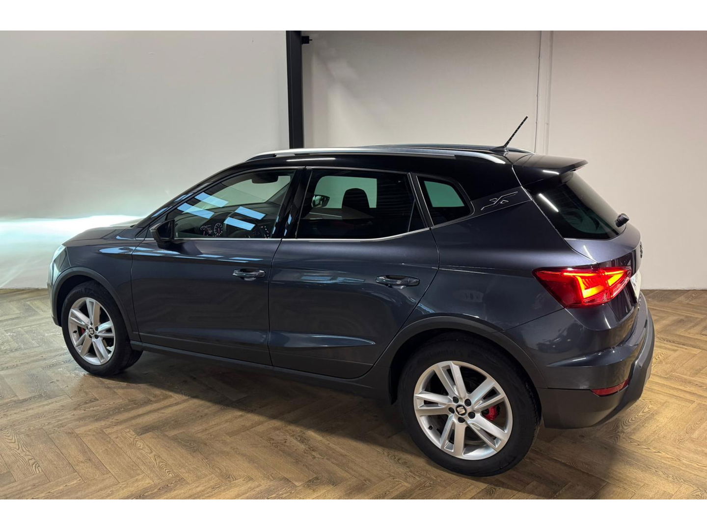 SEAT Arona 1.5 TSI EVO FR Business Intense Plus CARPLAY PDC