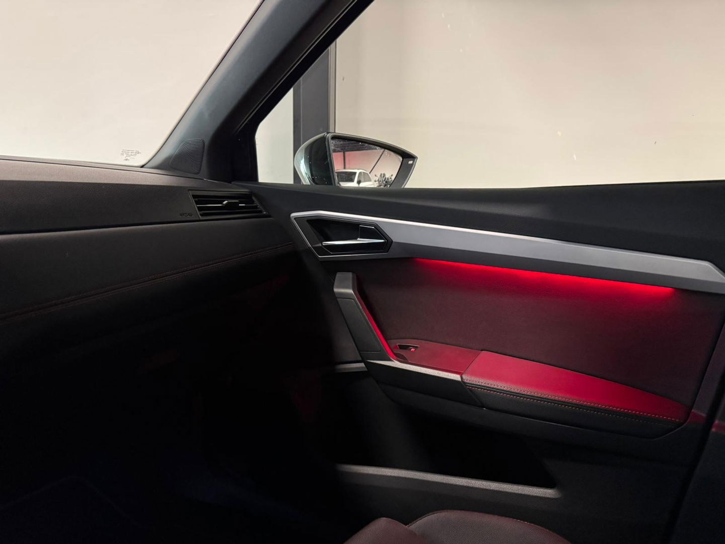 SEAT Arona 1.5 TSI EVO FR Business Intense Plus CARPLAY PDC