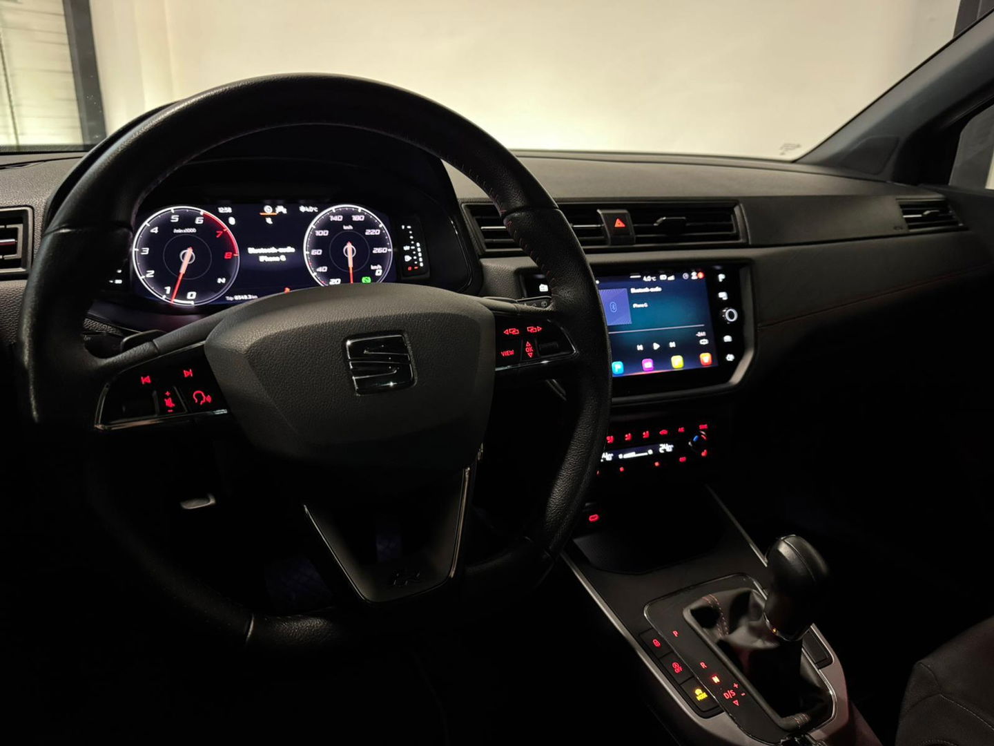 SEAT Arona 1.5 TSI EVO FR Business Intense Plus CARPLAY PDC