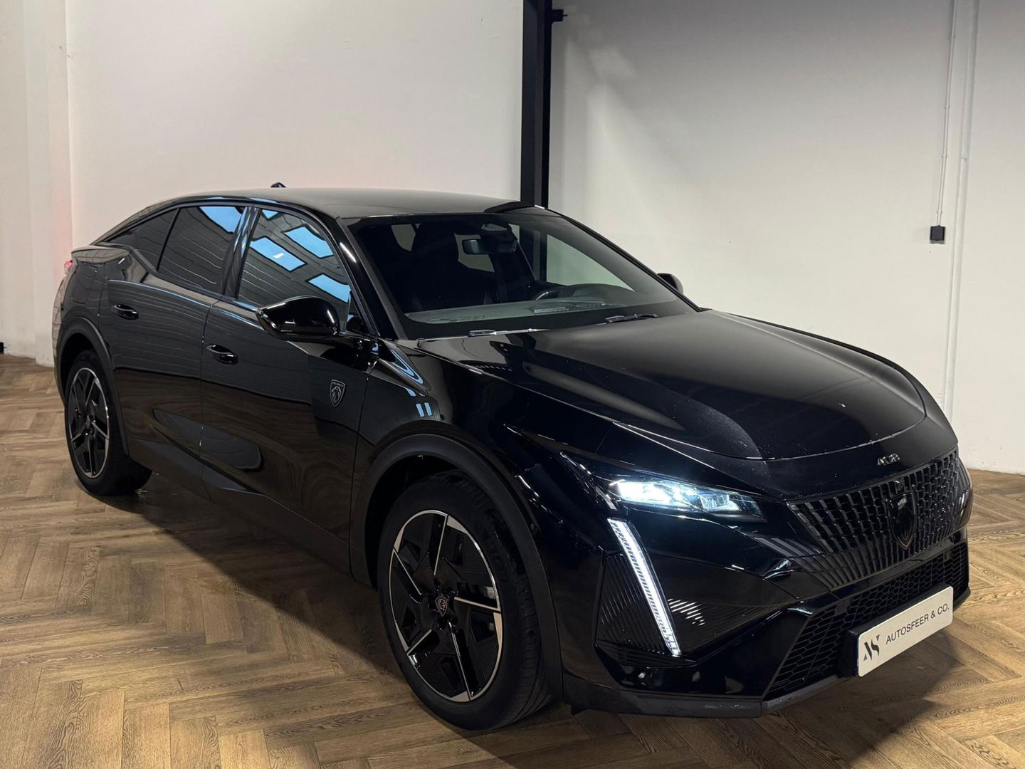 Peugeot 408 1.2 PureTech GT 130 EAT8 KEYLESS CARPLAY