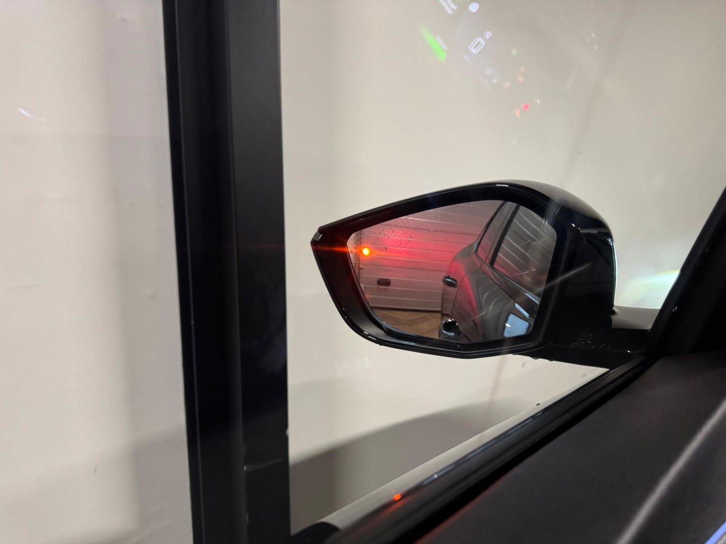 Peugeot 408 1.2 PureTech GT 130 EAT8 KEYLESS CARPLAY