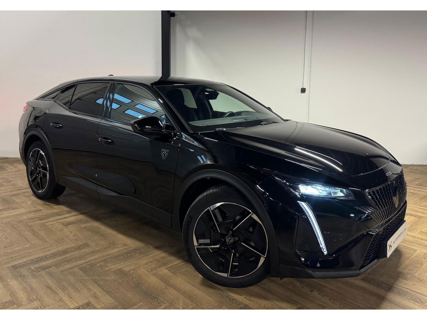 Peugeot 408 1.2 PureTech GT 130 EAT8 KEYLESS CARPLAY